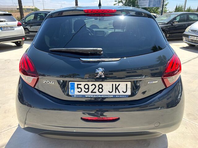PEUGEOT 208 ALLURE 1.2 E-THP SPANISH LHD IN SPAIN 90000 MILES SUPERB 2015